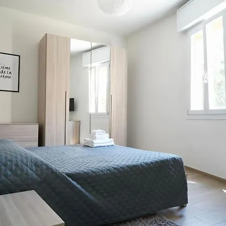 Apartment Molinari House Smeraldo Modena